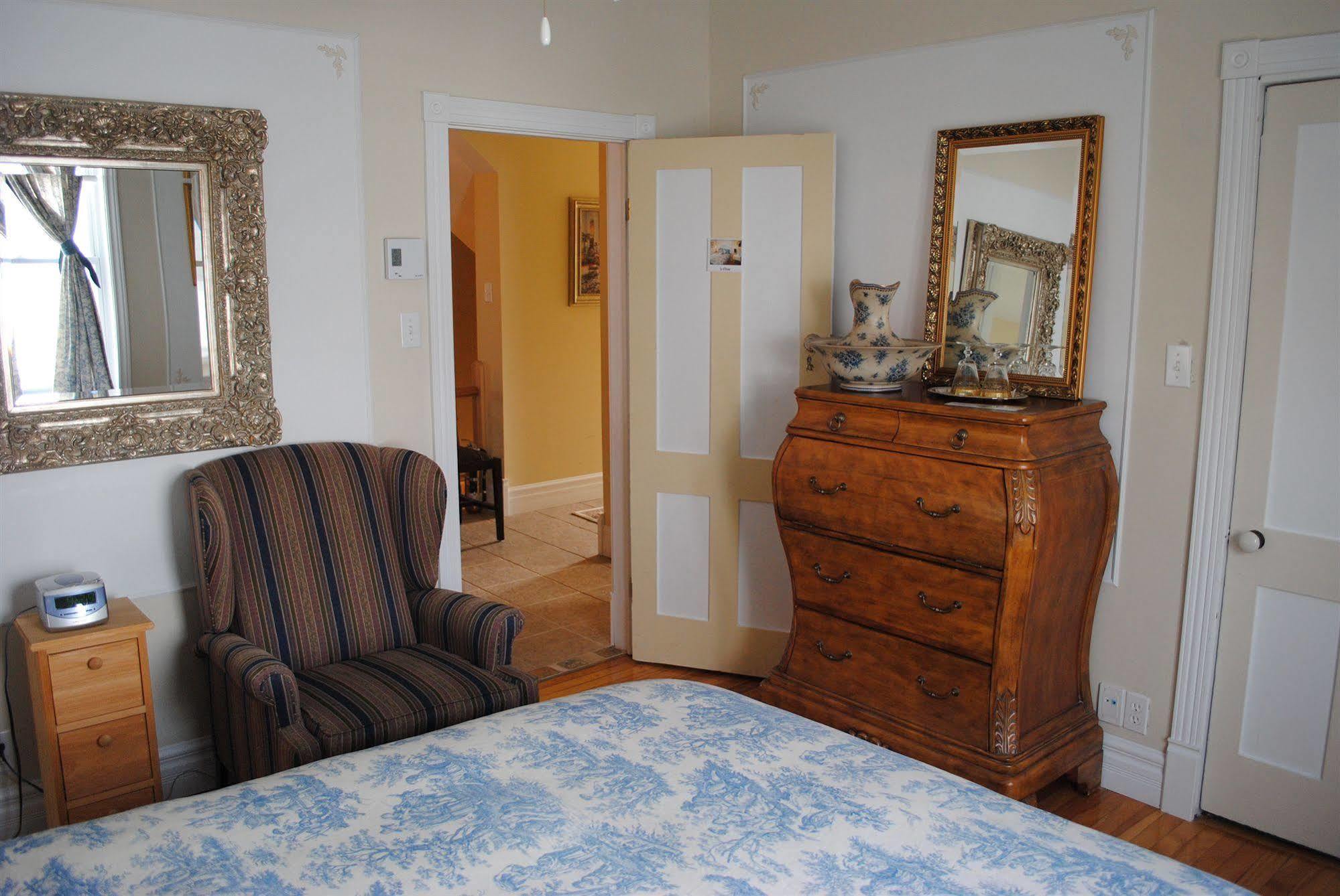 Auberge Marquis De Montcalm Sherbrooke Zewnętrze zdjęcie